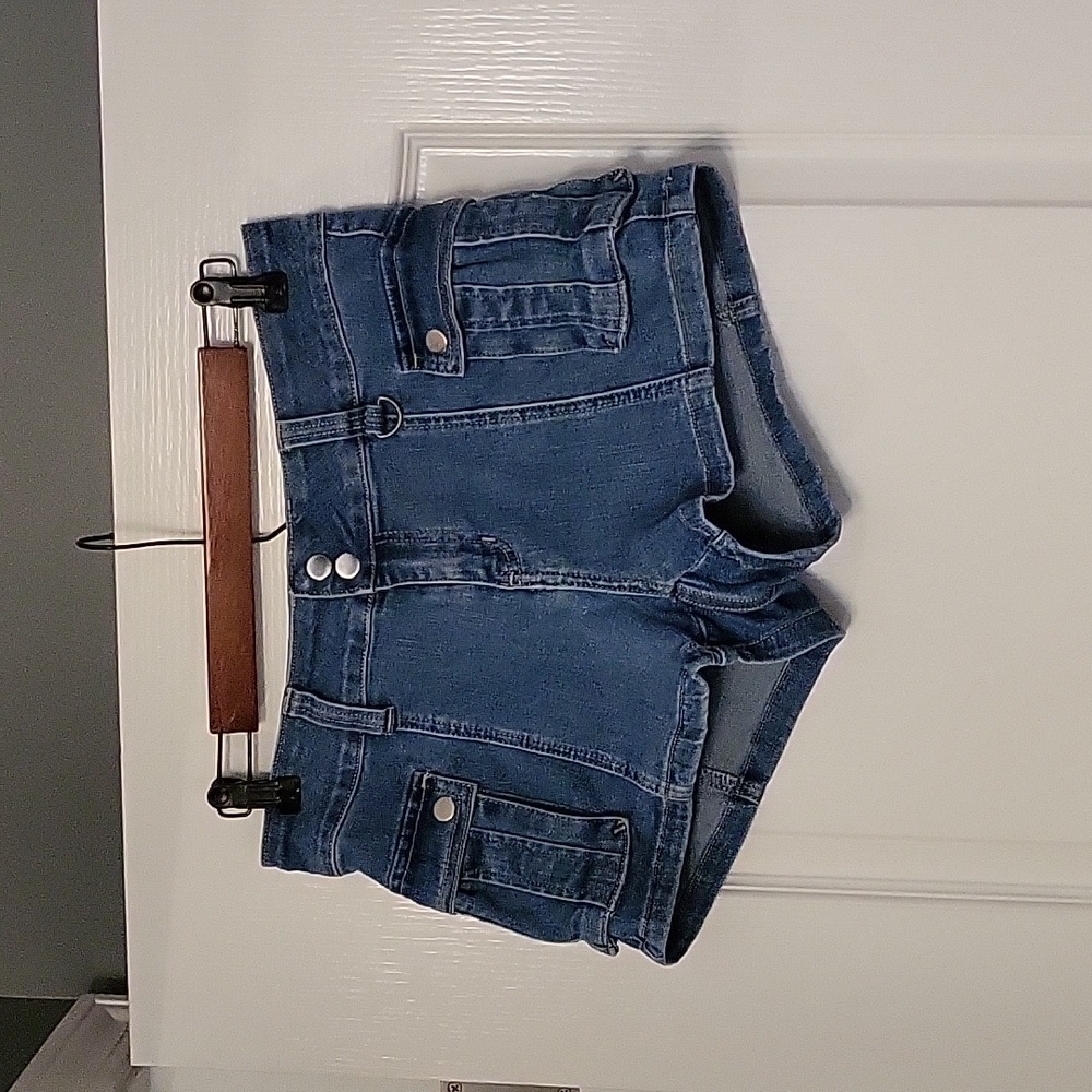 YMI Jean Shorts - GUC - size 7